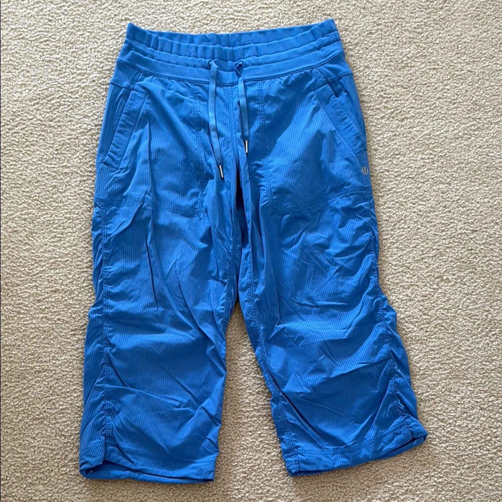 Lululemon Studio Crop Size 6